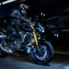 MOTO MT-10 SP YAMAHA — em estrada (capa)