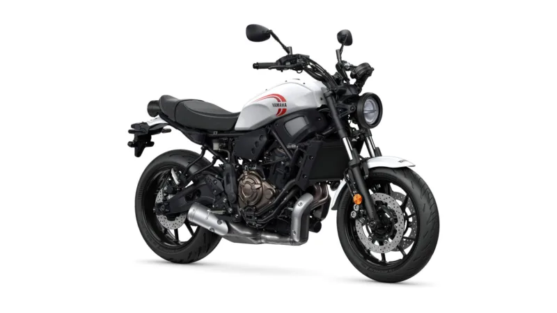 MOTO YAMAHA XSR700 — aperçu général