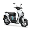 SCOOTER NEO's YAMAHA — estudio frontal