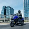 SCOOTER TMAX YAMAHA — em estrada (capa)